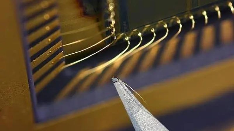 KrF光刻胶：揭秘半导体制造中的隐形英雄**